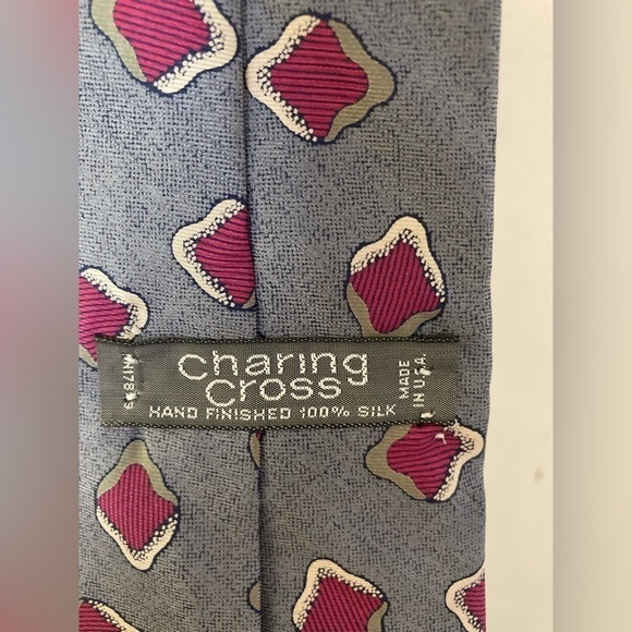 Charing Cross hand finished 100% silk tie made in USA RN 17899 - Picture 3 of 7